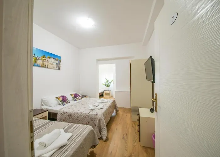 酒店 Riviera, 斯塔利格拉德-帕克利尼卡